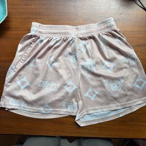 Martha’s World light pink mesh printed shorts